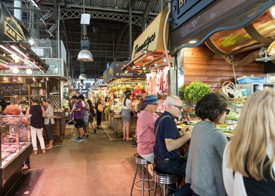 Kanskje vi også burde spise bedre mat, stresse mindre og ta siesta hver dag?